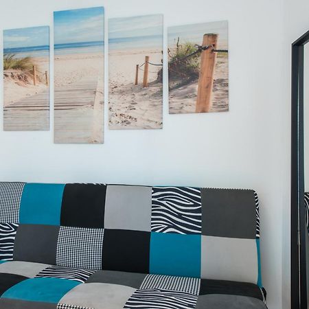 Beautiful Renovated Studio With View- Old อิแยร์ ภายนอก รูปภาพ